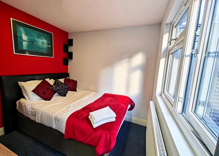 Wellesley Hotel