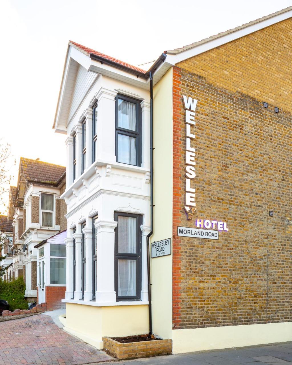 Hotel Wellesley